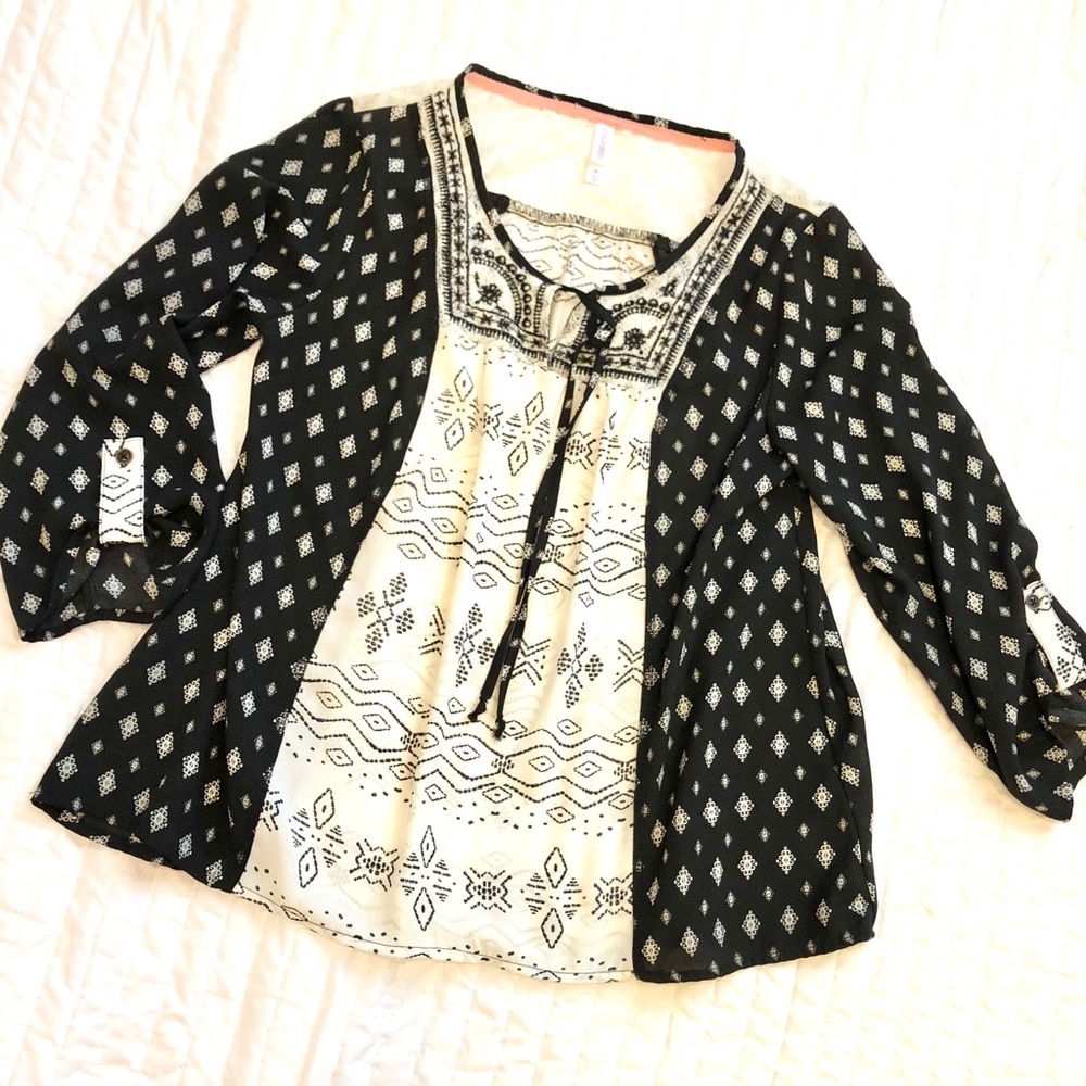 Xhilaration Boho top